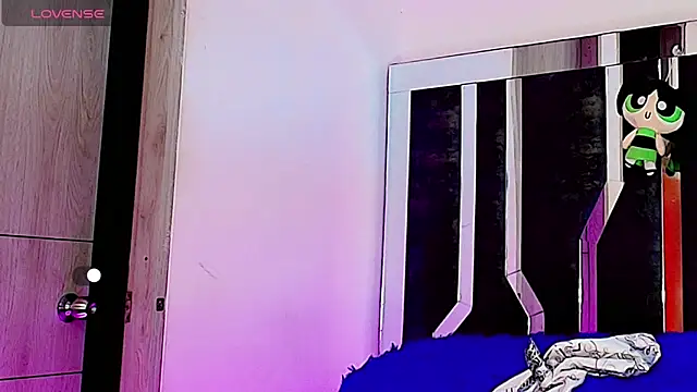 Snapshot of honey_skin chatting on 09/13/25, 10:48 honey skin online show from 09/13/25, 10:48