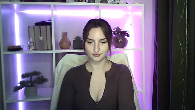 Snapshot of X_Alisa chatting on 03/18/25, 07:10 X Alisa online show from 03/18/25, 07:10