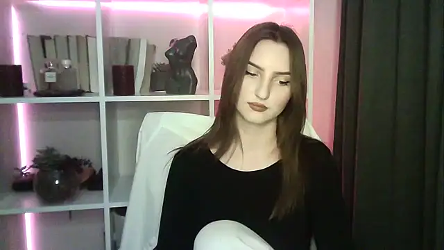 X Alisa online show from 11/12/25, 07:24