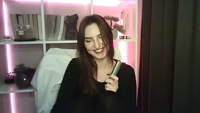 X Alisa online show from 11/16/25, 07:19