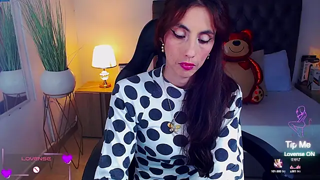 candy summer28 online show from 03/04/25, 10:16