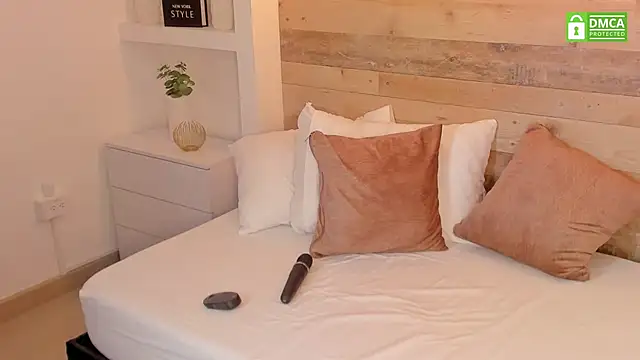 candy summer28 online show from 11/02/25, 07:22