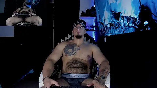 kingbear777 online show from 01/12/25, 04:29