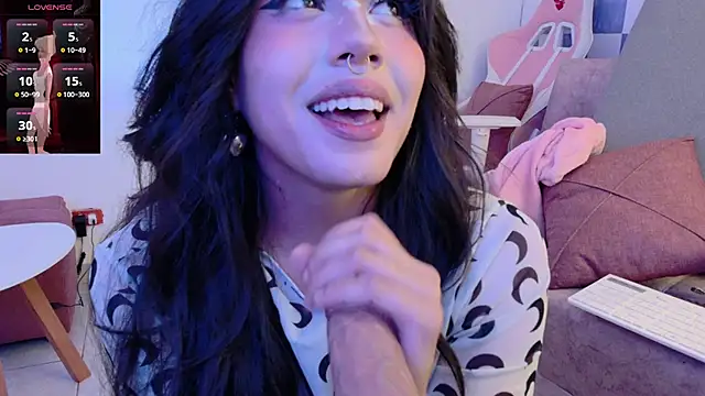 Snapshot of Ag4ta_ chatting on 02/14/25, 12:09 Ag4ta  online show from 02/14/25, 12:09