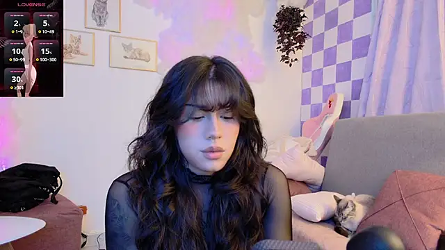 Snapshot of Ag4ta_ chatting on 02/17/25, 11:53 Ag4ta  online show from 02/17/25, 11:53