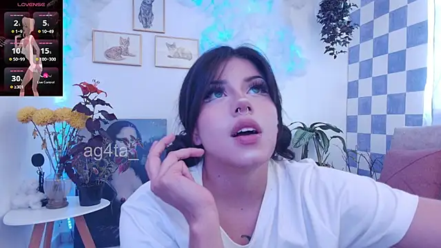 Snapshot of Ag4ta_ chatting on 03/07/25, 09:27 Ag4ta  online show from 03/07/25, 09:27