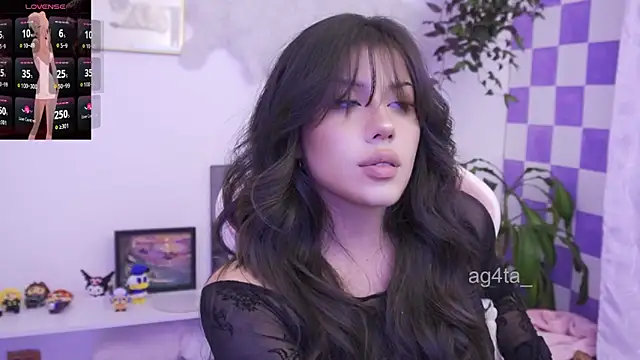 Snapshot of Ag4ta_ chatting on 10/29/25, 11:50 Ag4ta  online show from 10/29/25, 11:50