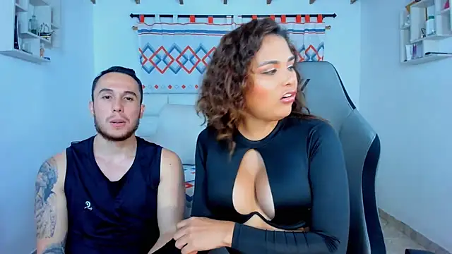 Snapshot of xxx_sweet_couple_ chatting on 12/22/24, 07:00 xxx sweet couple online show from 12/22/24, 07:00