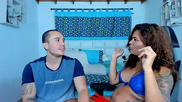 Snapshot of xxx_sweet_couple_ chatting on 02/08/25, 07:04 xxx sweet couple online show from 02/08/25, 07:04