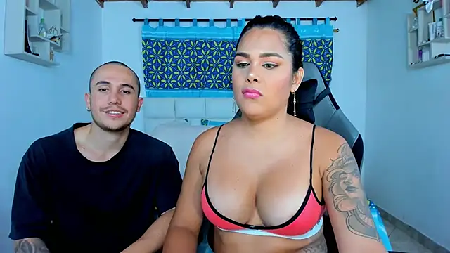 Snapshot of xxx_sweet_couple_ chatting on 02/09/25, 04:46 xxx sweet couple online show from 02/09/25, 04:46