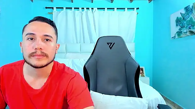 Snapshot of xxx_sweet_couple_ chatting on 01/09/26, 06:27 xxx sweet couple online show from 01/09/26, 06:27