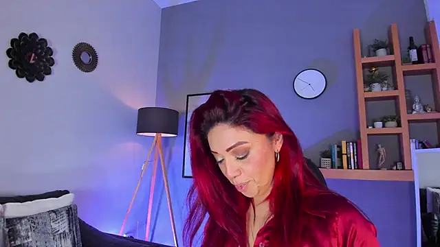 helenaduque  online show from 01/07/26, 11:56