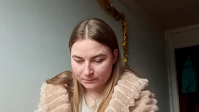 ElenaMaeer online show from 02/13/26, 08:54