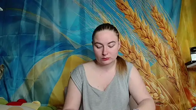 ElenaMaeer online show from 05/05/26, 07:38