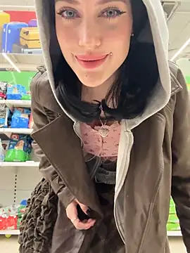 Melissa crazy online show from 10/29/25, 03:36