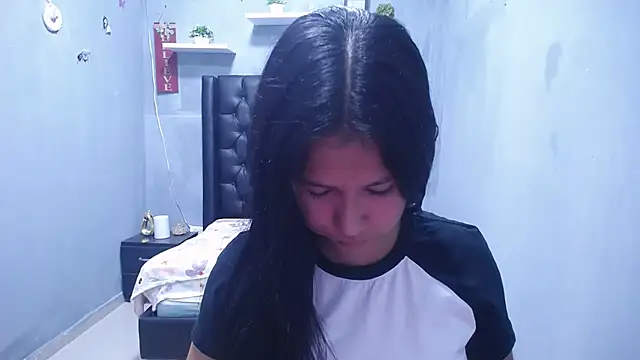 Letty Plugxo online show from 03/10/26, 01:27