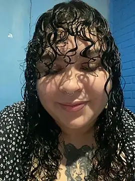 Snapshot of Kimberliprivv chatting on 05/25/26, 02:23 Kimberliprivv online show from 05/25/26, 02:23