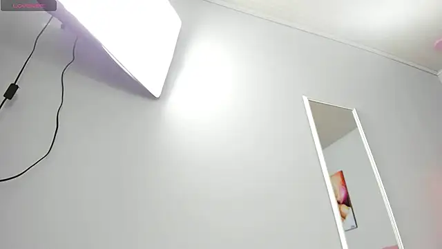 ScarletGV online show from 02/17/25, 04:20