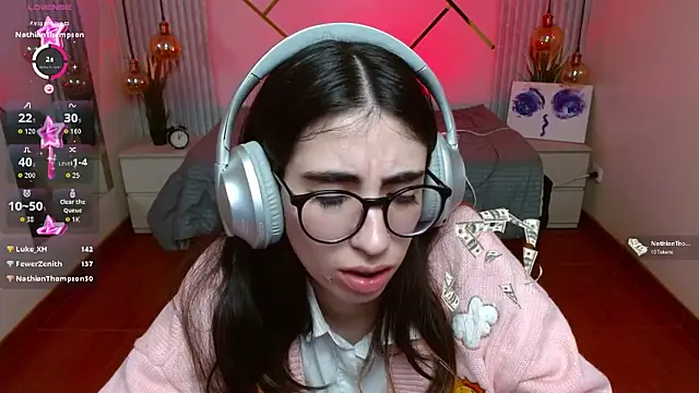 LenaRoses online show from 04/21/26, 01:42