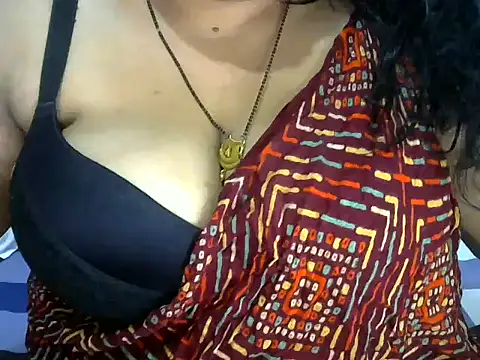 Snapshot of dramebaz_queen chatting on 05/01/26, 06:45 dramebaz queen online show from 05/01/26, 06:45