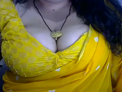 Snapshot of dramebaz_queen chatting on 06/02/26, 06:54 dramebaz queen online show from 06/02/26, 06:54