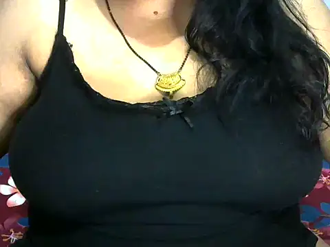 Snapshot of dramebaz_queen chatting on 06/27/26, 06:02 dramebaz queen online show from 06/27/26, 06:02