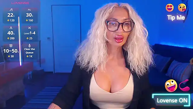 beauty chl0e online show from 09/19/25, 07:14