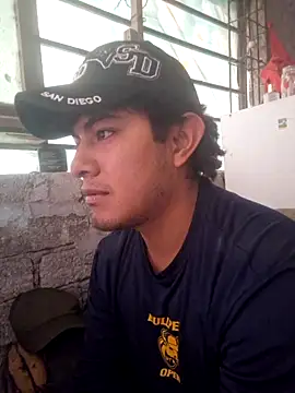 GusssHOT online show from 10/17/25, 03:47