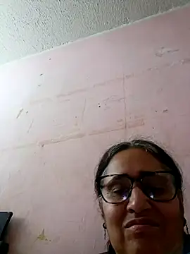  candi online show from 02/13/25, 12:21