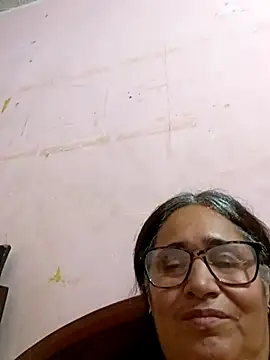  candi online show from 03/02/25, 11:53