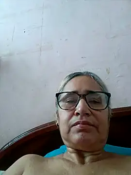 candi online show from 10/13/25, 11:54