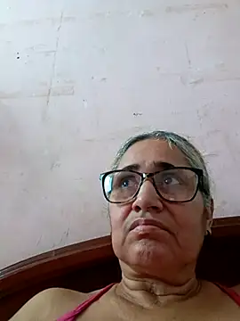  candi online show from 12/05/25, 01:42