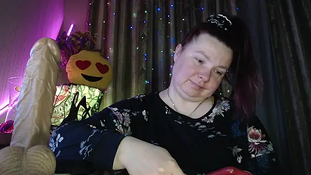 Snapshot of amorelara chatting on 05/19/26, 05:58 amorelara online show from 05/19/26, 05:58