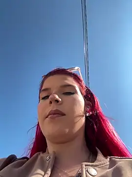 RiriRoseey online show from 04/19/26, 07:07