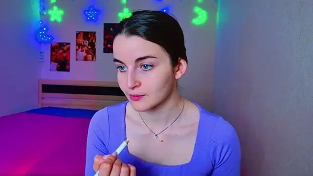 Miss Arwen online show from 12/11/24, 03:35