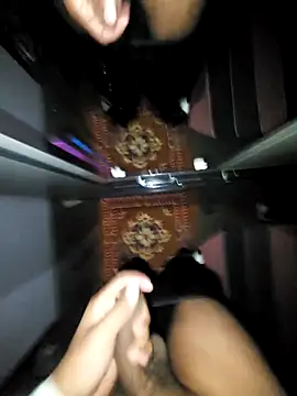 studboy1111 online show from 01/11/26, 06:57