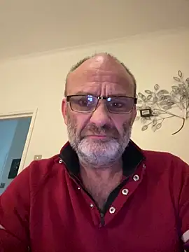 Snapshot of Shyboy817 chatting on 02/09/26, 06:45 Shyboy817 online show from 02/09/26, 06:45