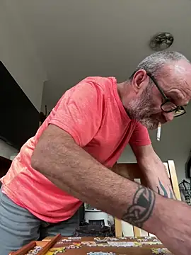 Snapshot of Shyboy817 chatting on 02/28/26, 04:19 Shyboy817 online show from 02/28/26, 04:19