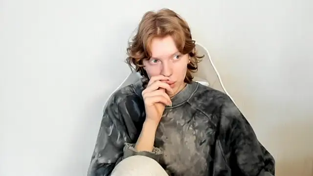 StellaDavis online show from 02/28/26, 08:15