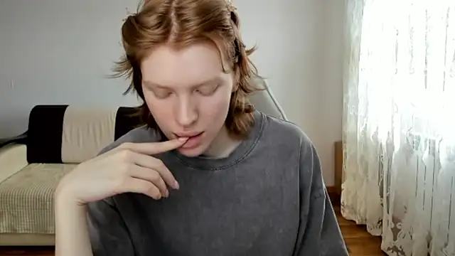 StellaDavis online show from 04/18/26, 11:03