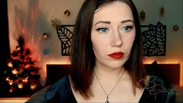 MissBeverlyMills online show from 12/19/24, 06:01