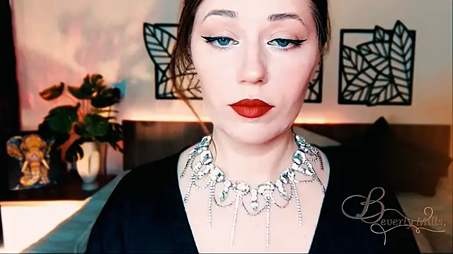 MissBeverlyMills online show from 03/01/25, 06:03