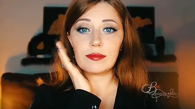 MissBeverlyMills online show from 09/25/25, 07:50