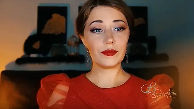 MissBeverlyMills online show from 10/04/25, 03:04