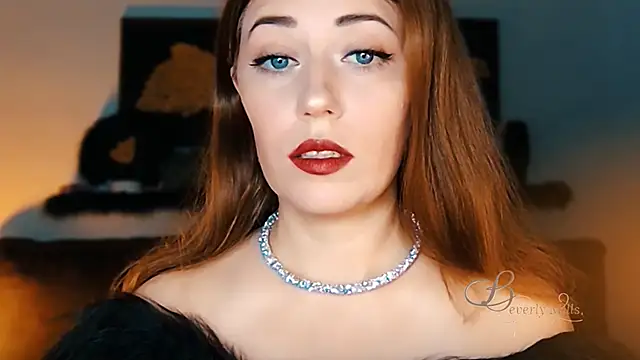 MissBeverlyMills online show from 10/12/25, 06:12