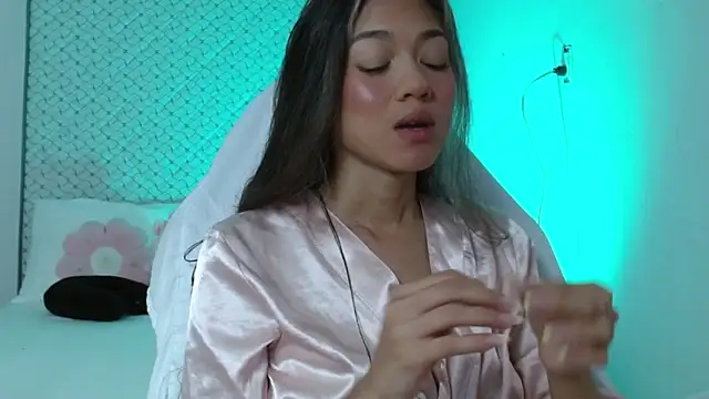 hantonella  online show from 04/07/26, 03:23