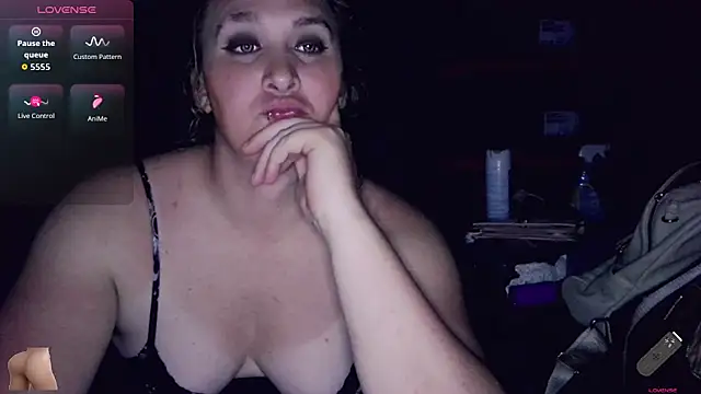 Snapshot of sweetmorgan1 chatting on 08/04/26, 03:21 sweetmorgan1 online show from 08/04/26, 03:21