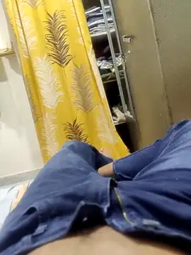 Snapshot of Believerrrr chatting on 01/15/25, 05:19 Believerrrr online show from 01/15/25, 05:19