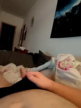 Snapshot of Henryb61 chatting on 01/23/25, 04:26 Henryb61 online show from 01/23/25, 04:26