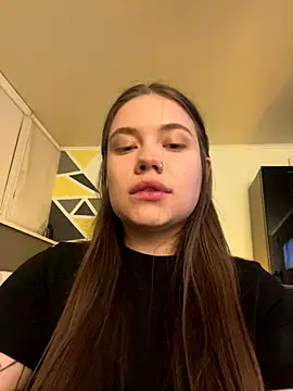 Vikki toriya online show from 09/26/25, 09:30